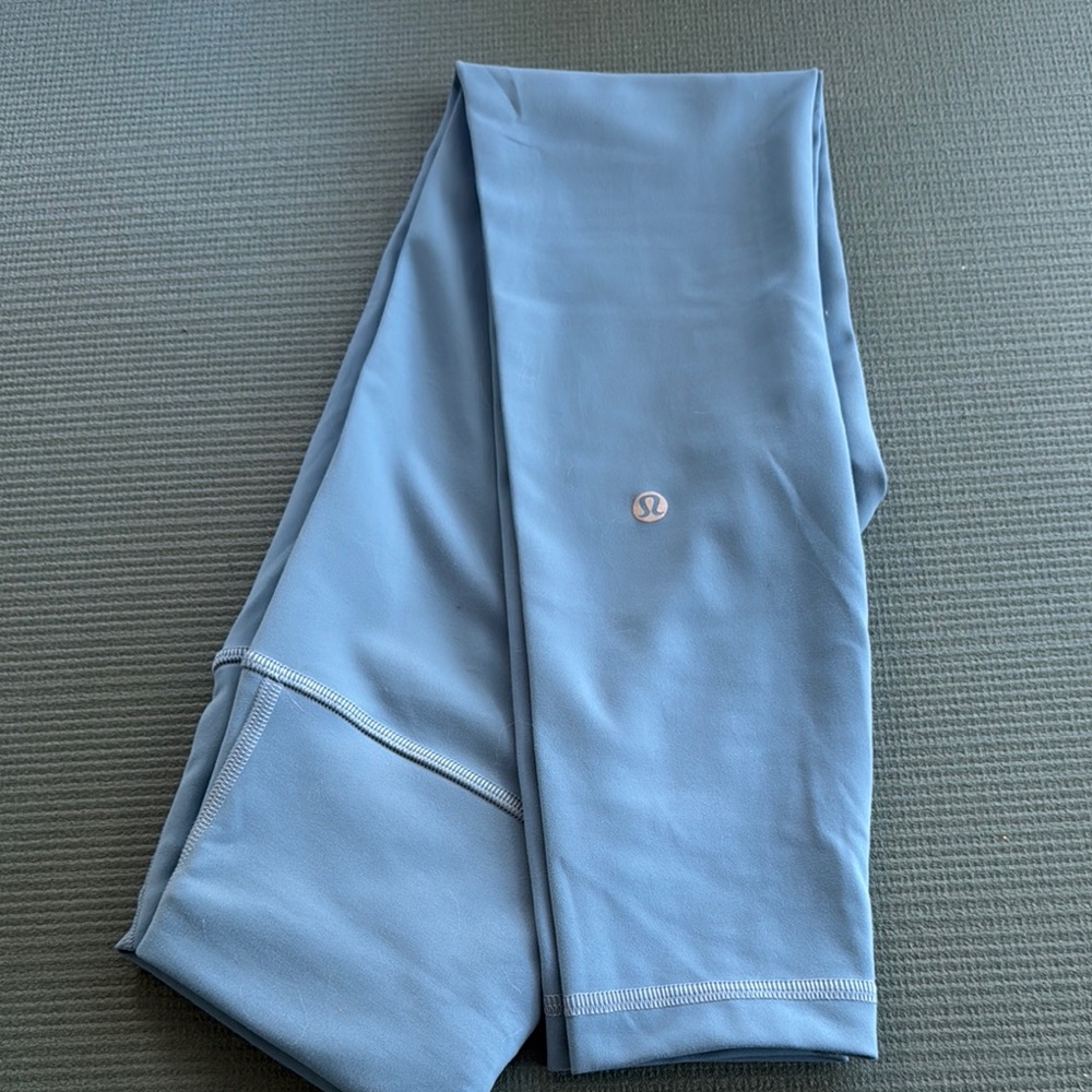 Lululemon Wunder Under leggings in utility blue size 4, 25” inseam